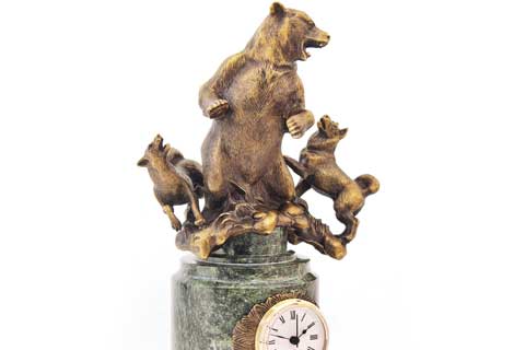 Часы Охота на медведя
